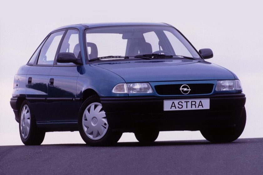 Opel Astra f sedan
