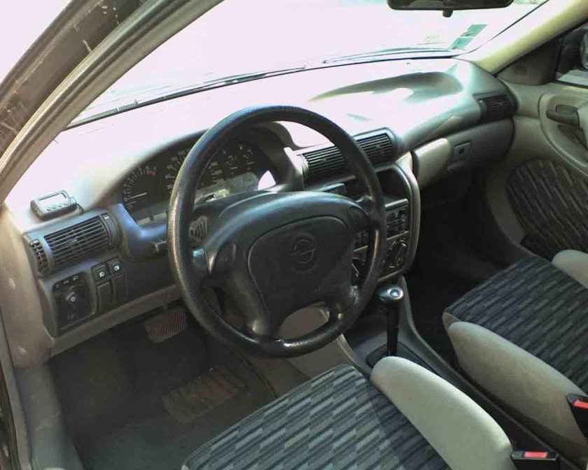 Opel Astra f 1996 салон