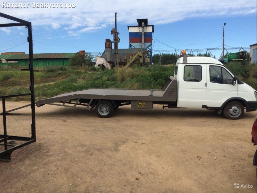 Эвакуатор Газель серая платформа