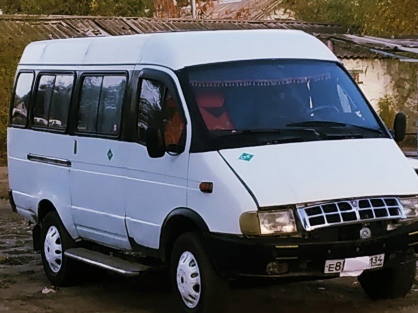 ГАЗ 3221 белый