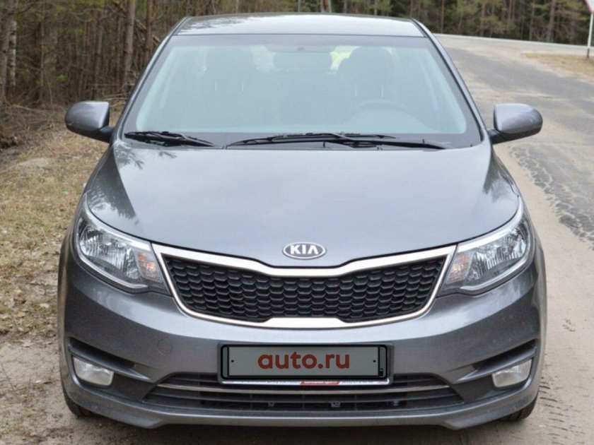 Kia Rio 2015 серый