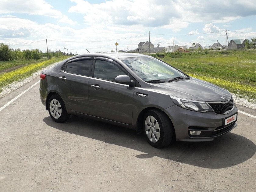 Kia Rio 3 серая