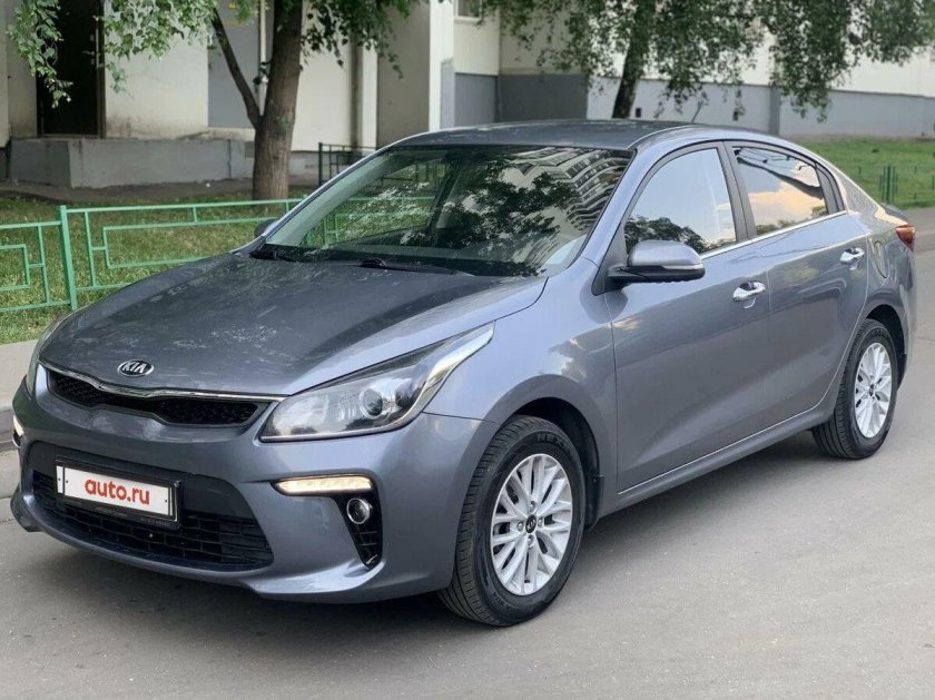 Kia Rio 2017 серая