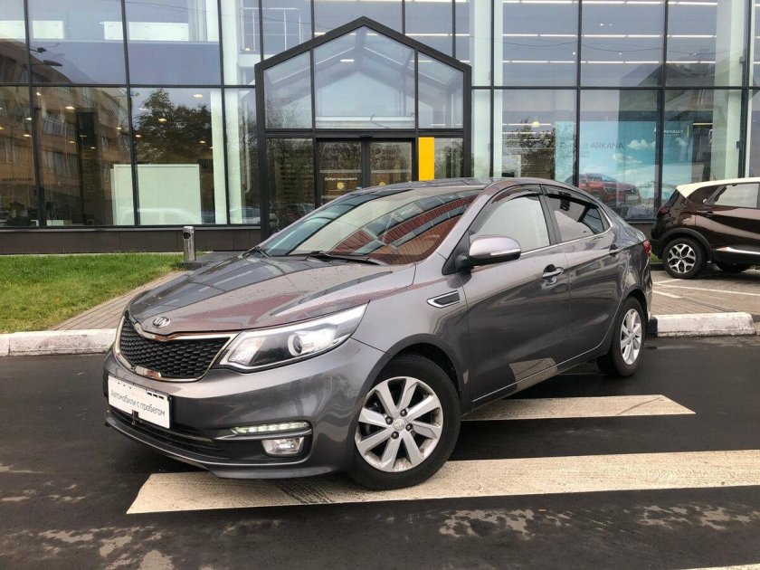 Kia Rio 2015 серый
