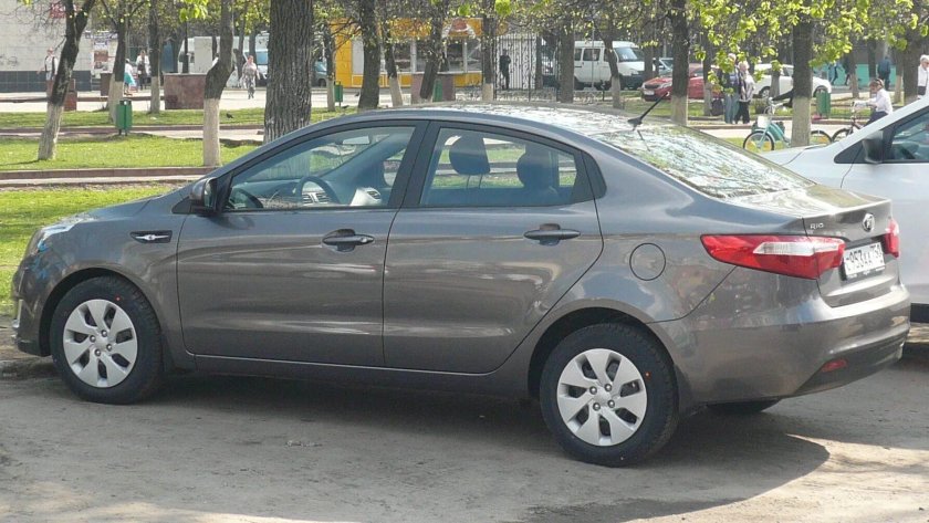 Kia Rio 2014 серая