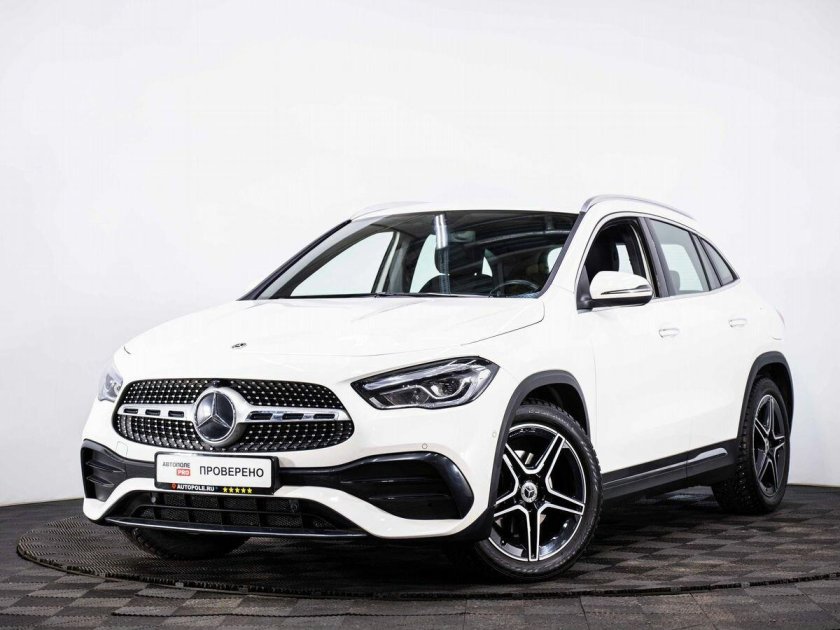 Mercedes Benz GLA 250 2014 интерьер в клеточку