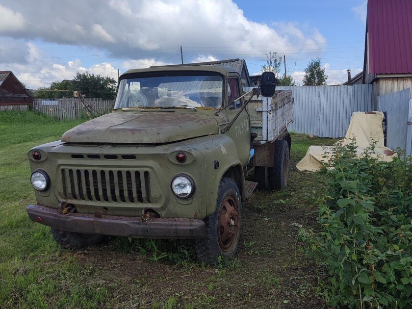 Автомобиль газ 53