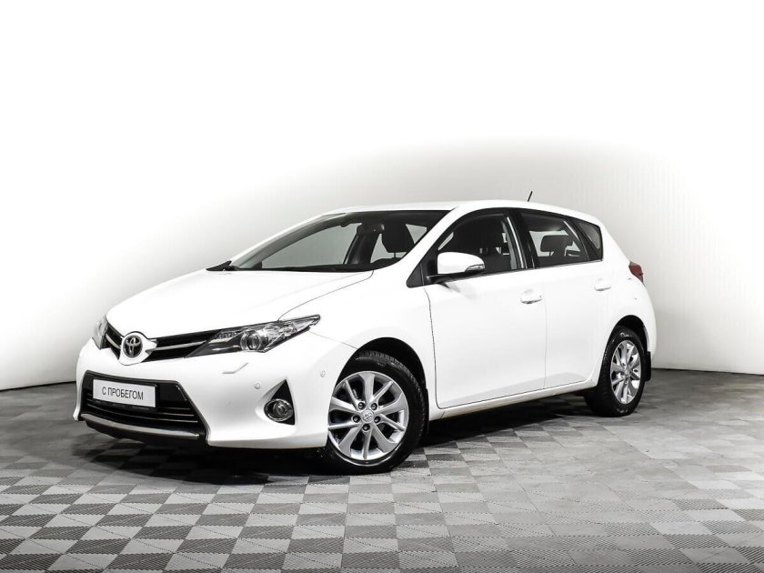 Toyota Auris 2014