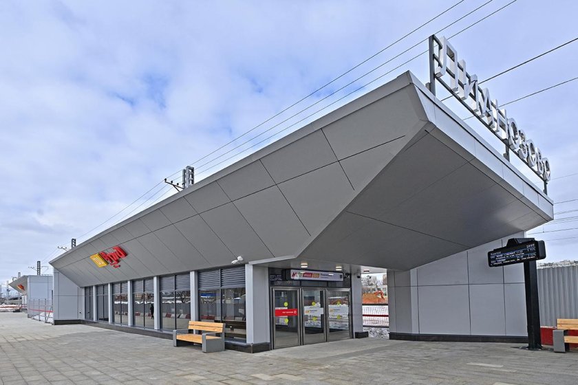 Станция метро лианозово