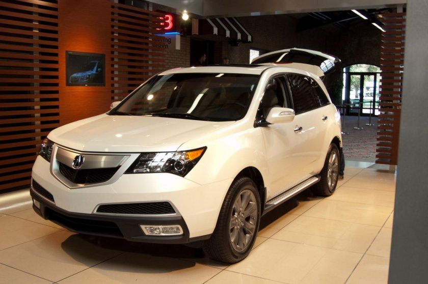 Акура МДХ 2011