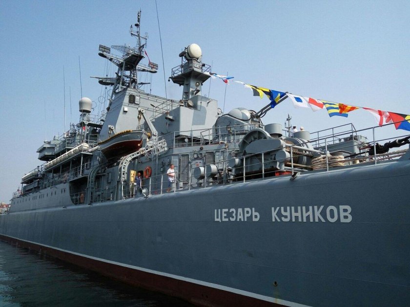 Цезарь Куников большой десантный корабль