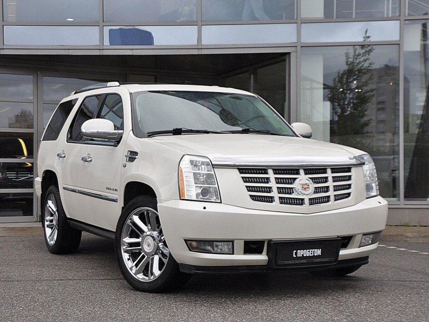 Кадиллак Эскалейд III