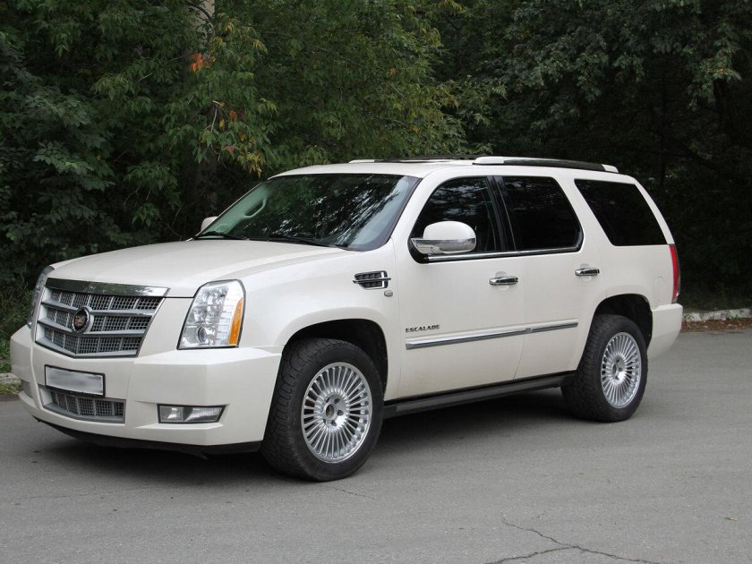 Кадиллак Эскалейд 2012