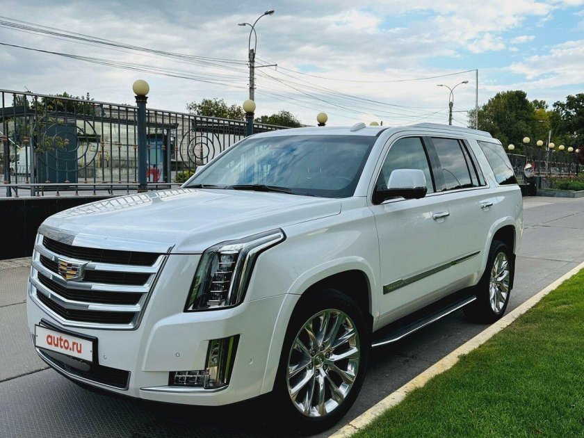 Кадиллак Эскалейд 2019