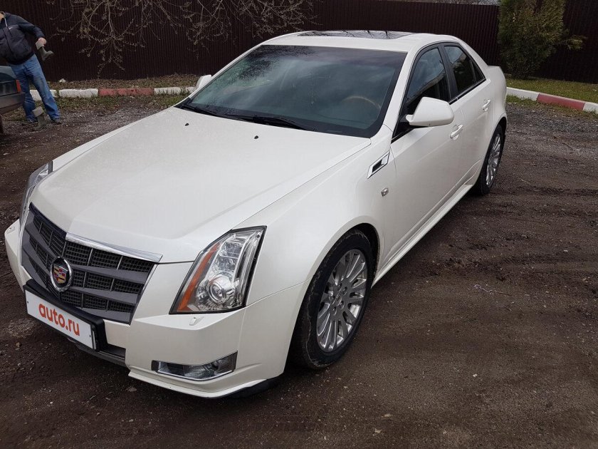 Cadillac CTS 2 2011