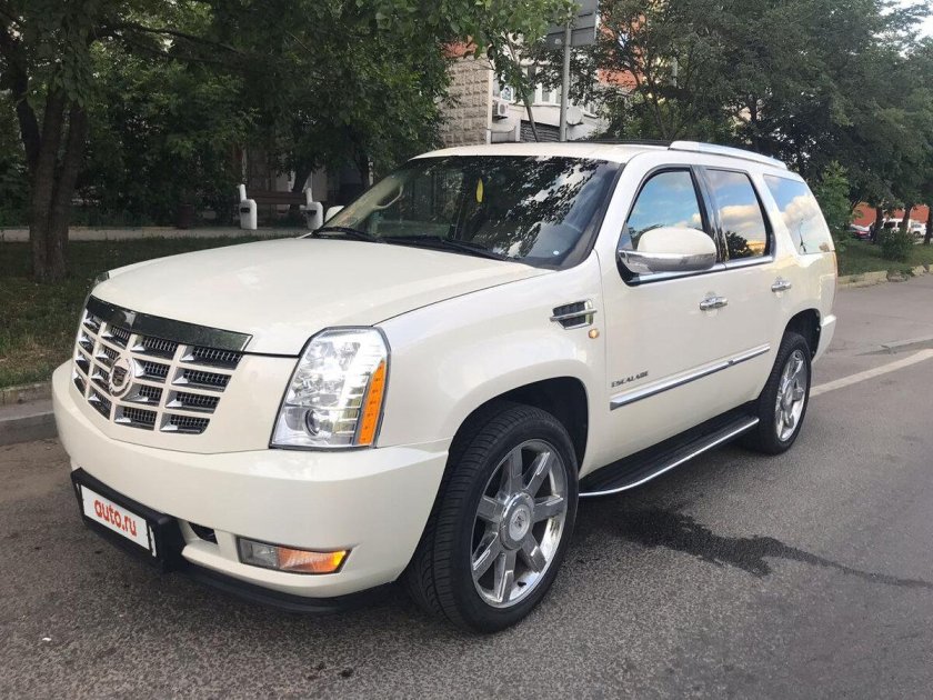 Машина cadillac escalade