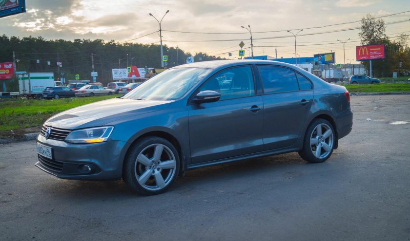 Volkswagen Jetta 6 диски Audi
