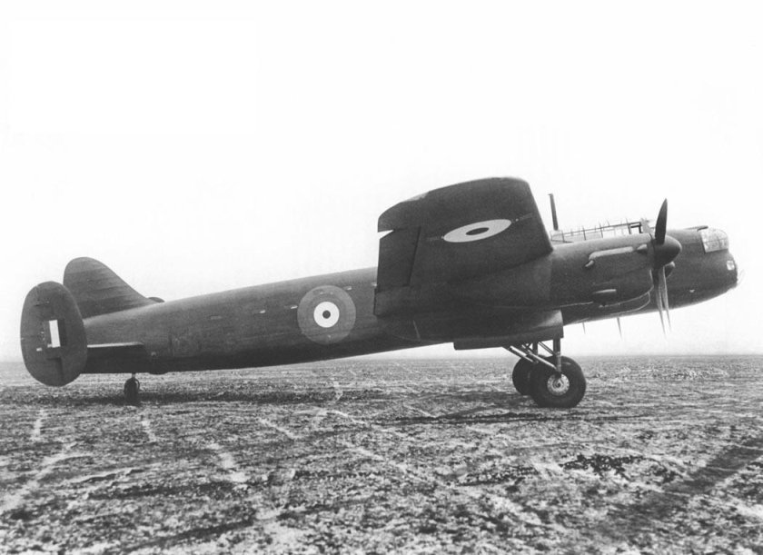 Avro 683 lancaster