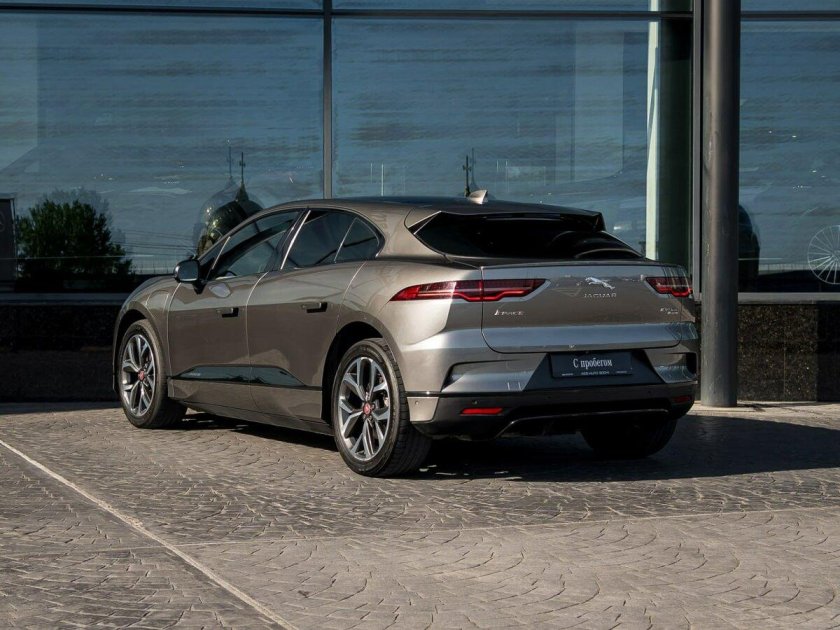 Ягуар i pace 2019