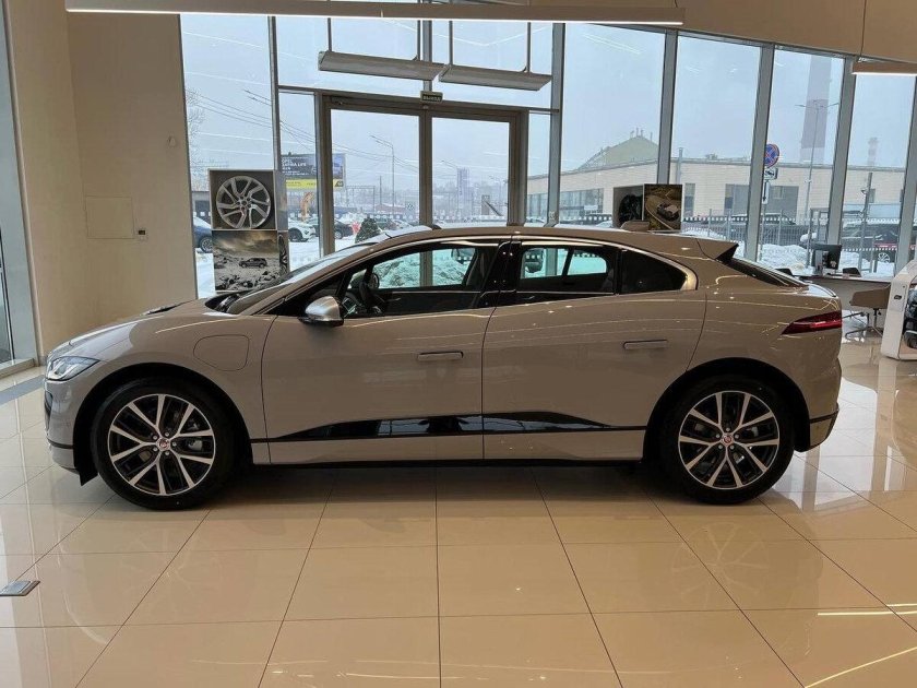 Ягуар электрокар