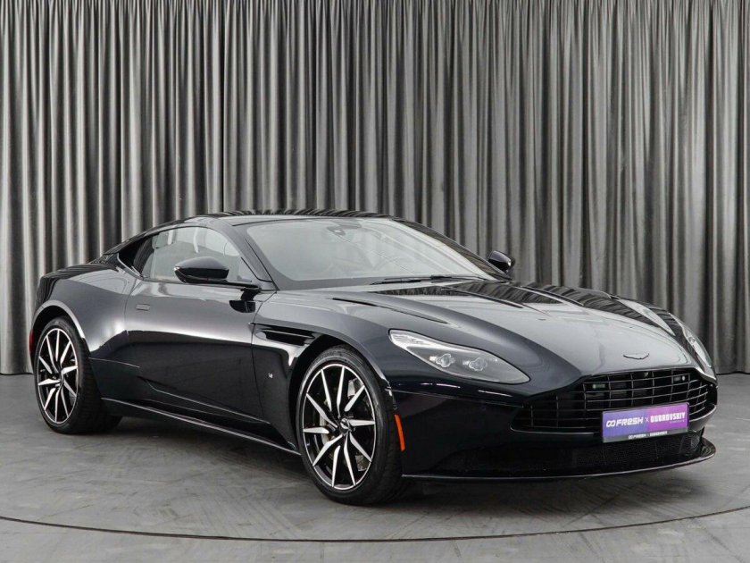 Aston martin dbs superleggera