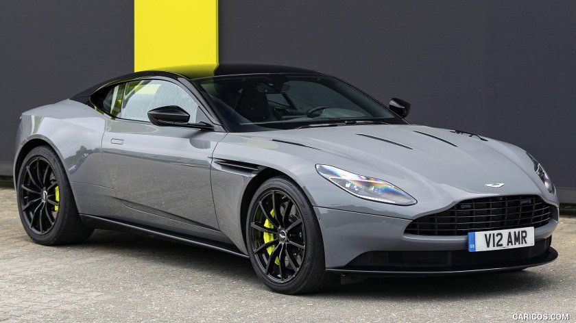 Астон Мартин db11