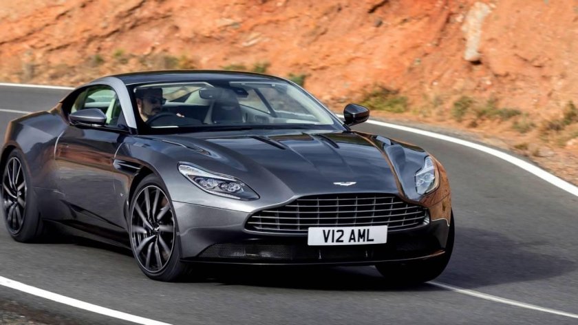 Астон Мартин db11