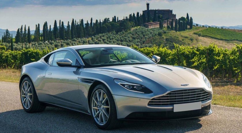 Астон Мартин db11