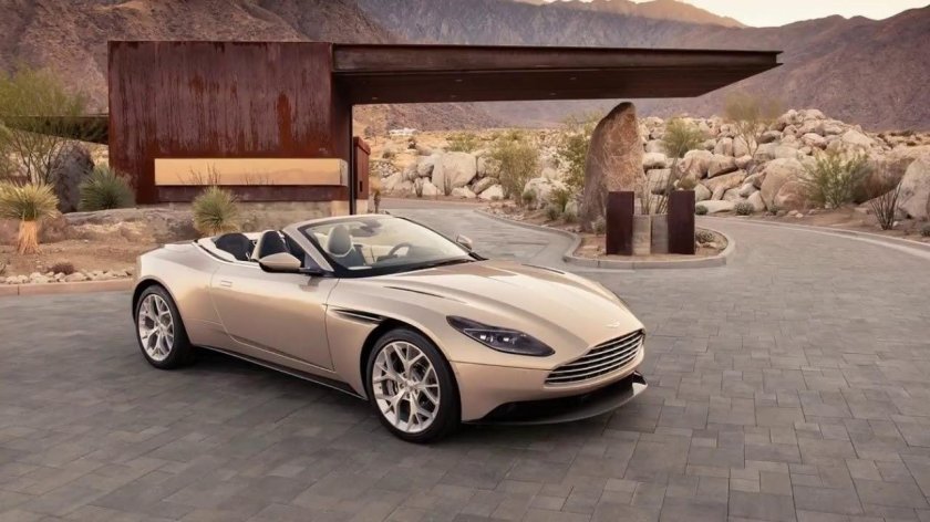 Астон Мартин db11