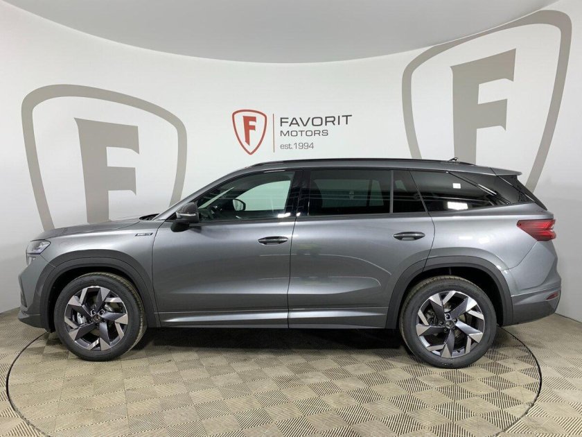 Шкода кодиак 2025