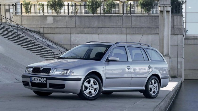 Skoda Octavia Combi 2000