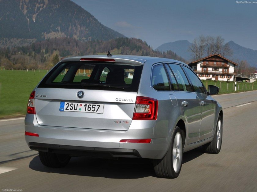 Skoda Octavia Combi 2013
