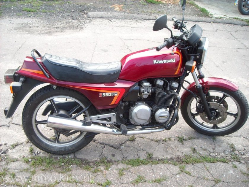 Kawasaki z550