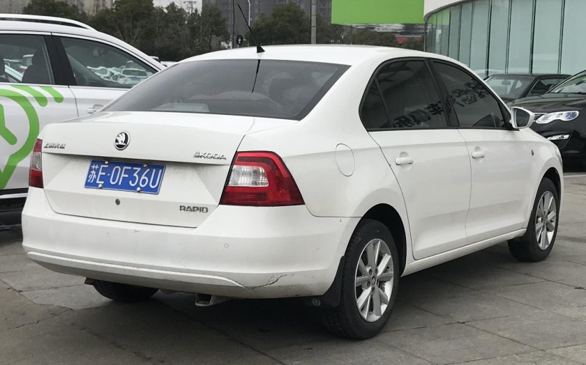 Skoda Rapid седан