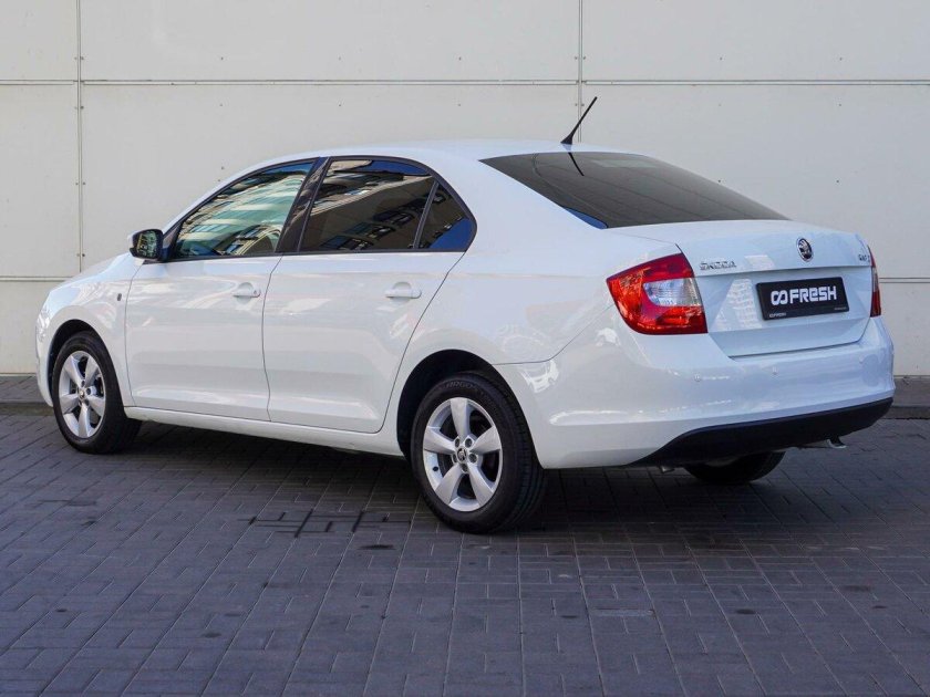 Skoda rapid 2016 1.6 110 л.с
