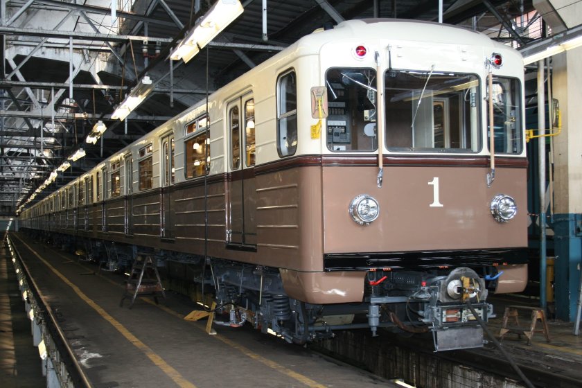 81-717.5А ретропоезд