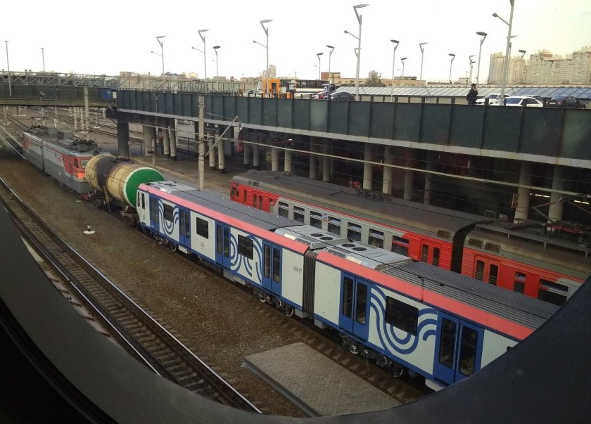 Вагон метро 81-765