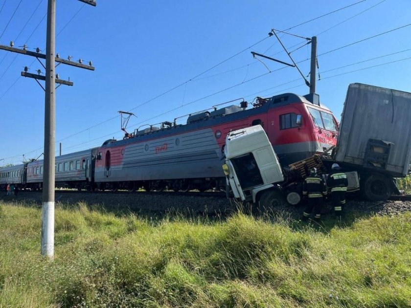 Пассажирский поезд