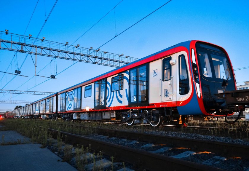 Вагон метро 81-775/776/777