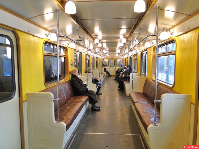 Ретропоезд Сокольники вагон метро