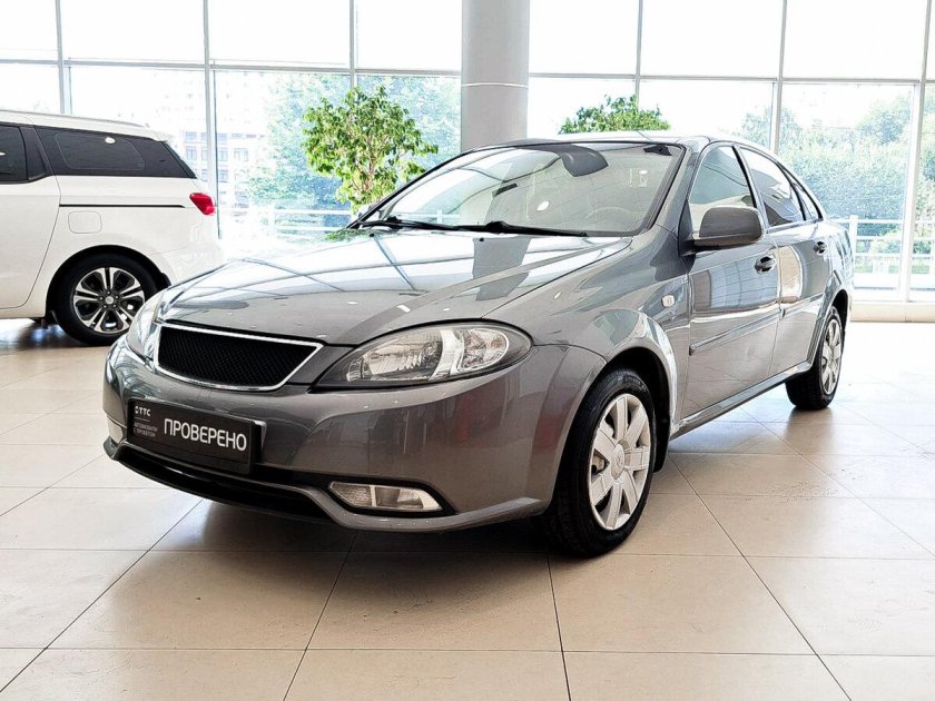 Машина daewoo gentra