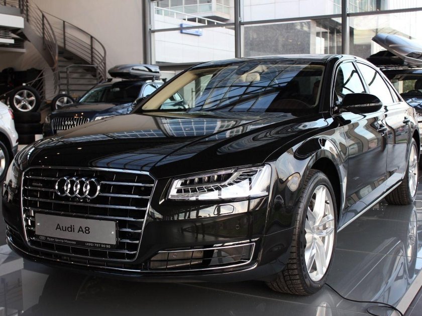Ауди а8 2017