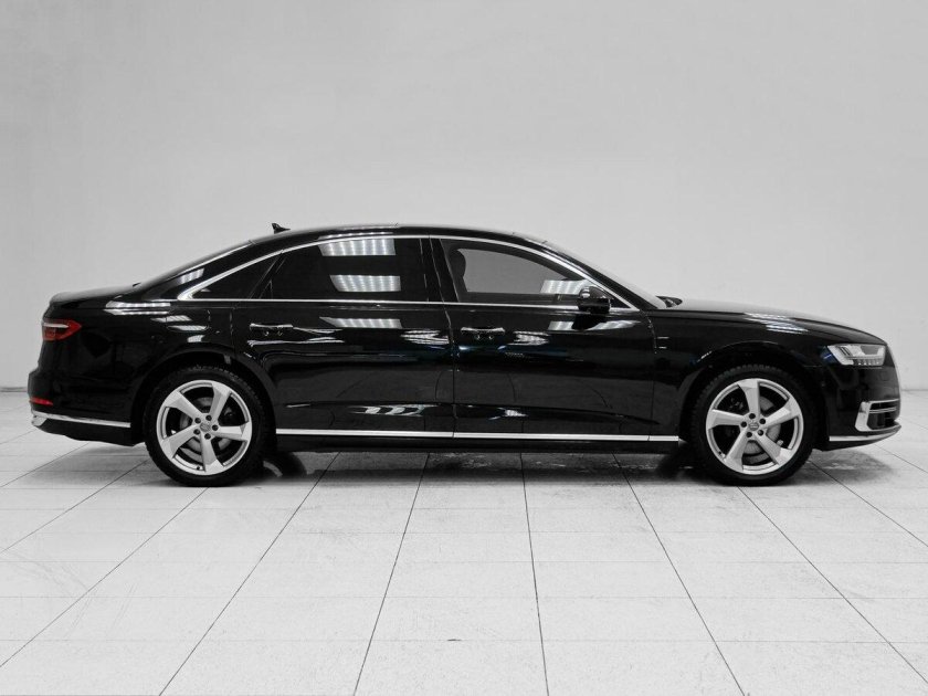 Новая ауди а 8