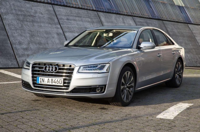 Audi a8 2015