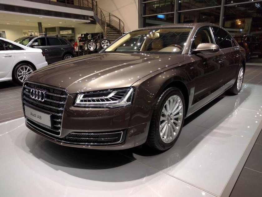 Audi a8 long 2022