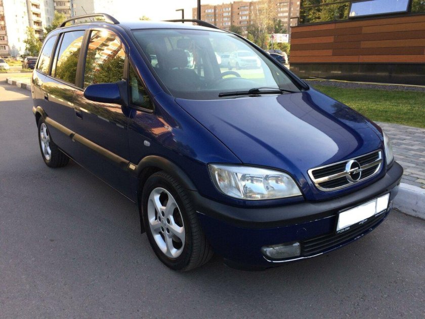 Opel zafira 2000