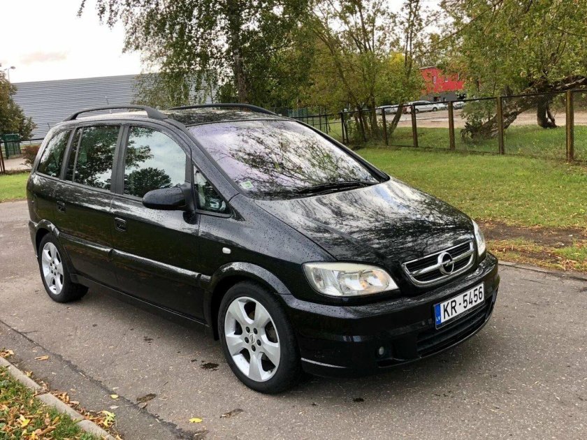 Opel Zafira 2004