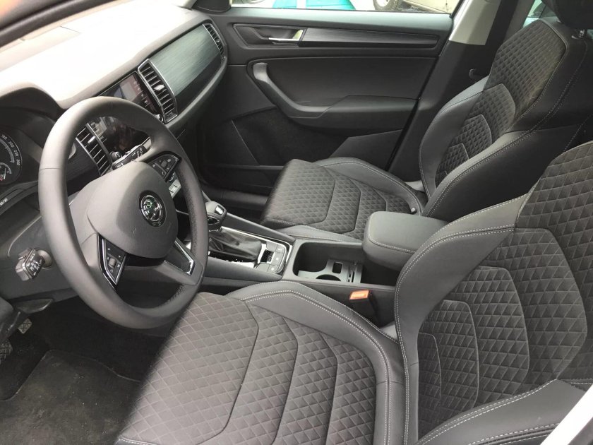 Шкода Октавия хоккей эдишн