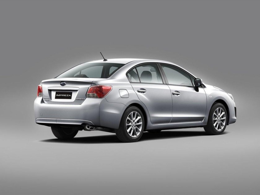Субару Импреза 2011 седан
