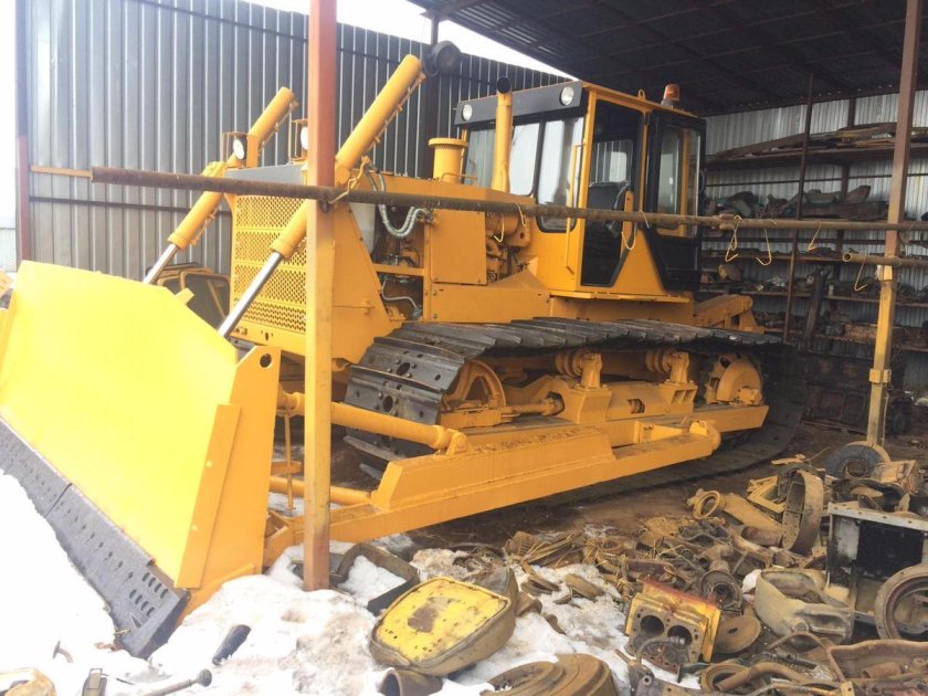 ЧТЗ бульдозер б-14